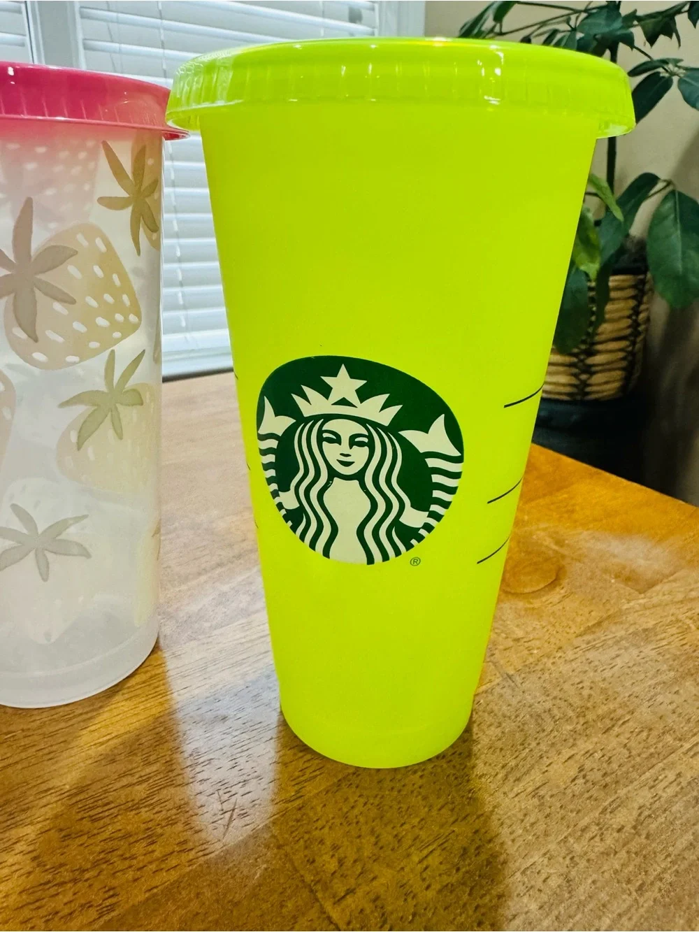 Starbucks questions leave